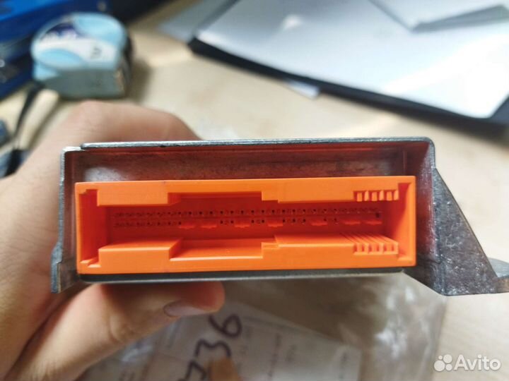 Блок управления подушками безопасности Калина