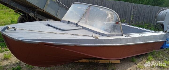 Моторная лодка 
