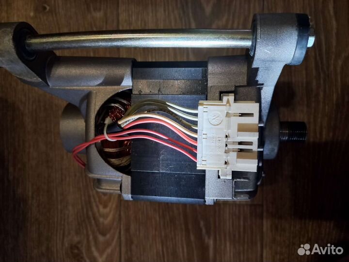 Двигатель стиральной машины
