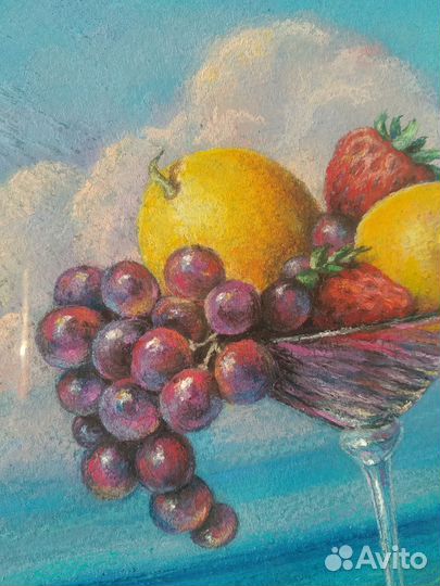 Картина, натюрморт с грушей сухой пастелью