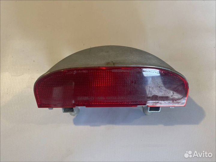 Фонарь задний (стоп сигнал) Mitsubishi Galant