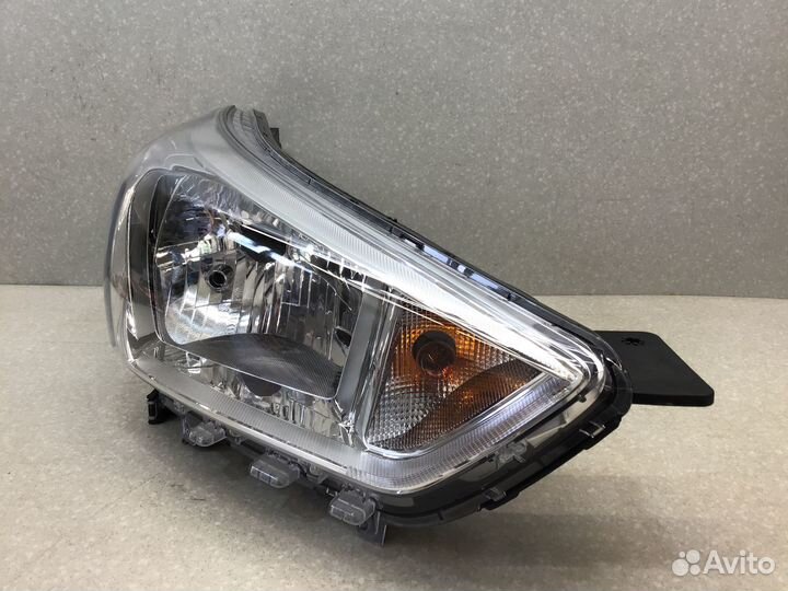 Фара правая Hyundai Creta 2016-2022