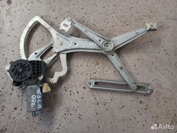 Стеклоподъемник электрический передний левый Merce