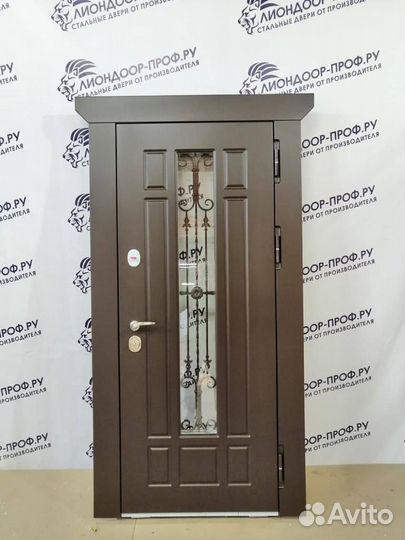 Входная дверь