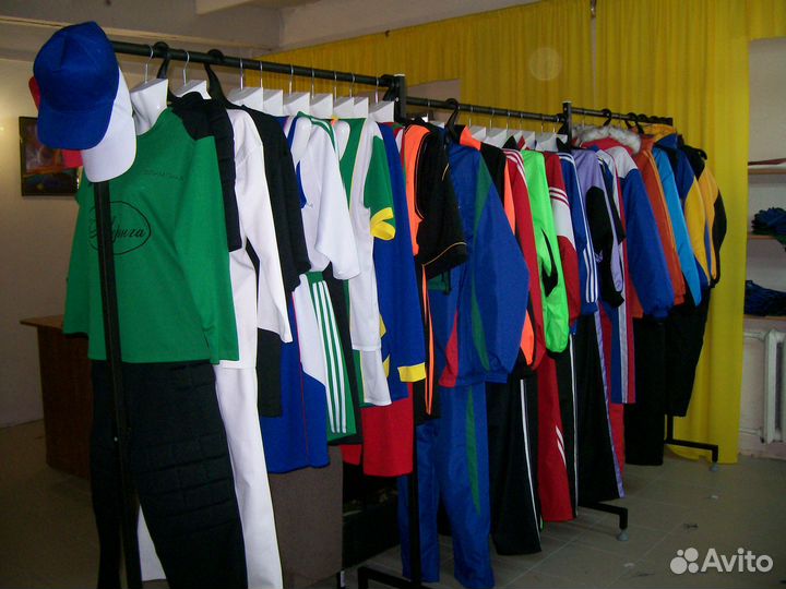 Стойка-вешало для одежды