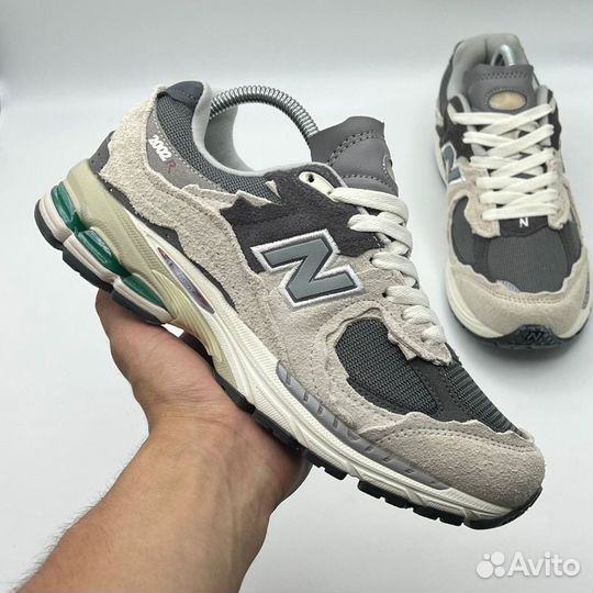 Мужские кроссовки New Balance 2002R White