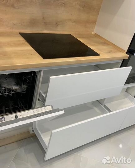 Кухня угловая на заказ