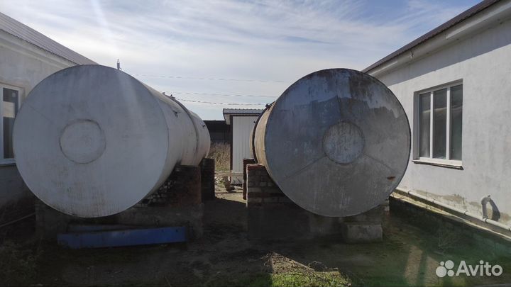 Емкость из пищевой нержавейки 25 куб, бочка