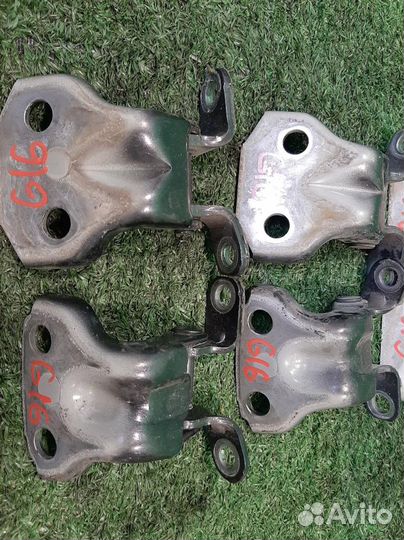 Петли дверей комплект Subaru Impreza GE/GH 2008