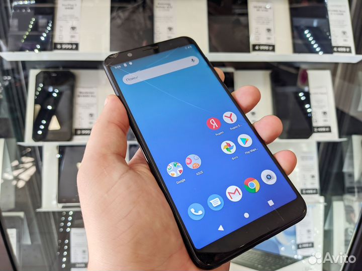 Смартфон asus ZenFone Max Pro (M1) 32GB