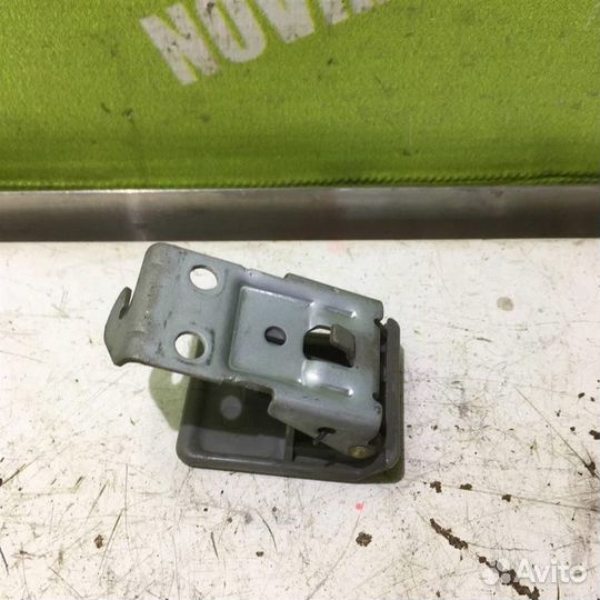 Ручка открывания багажника Митсубиси Галант 8