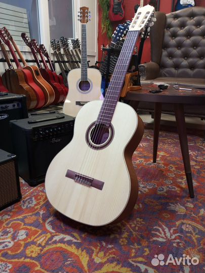 Классическая гитара Kremona S65S-GG массив