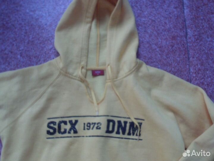 Толстовка ярко-желтая 44-46 б/у