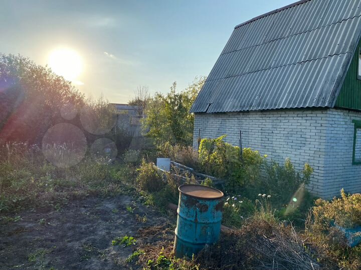 Дача 15 м² на участке 7 сот.