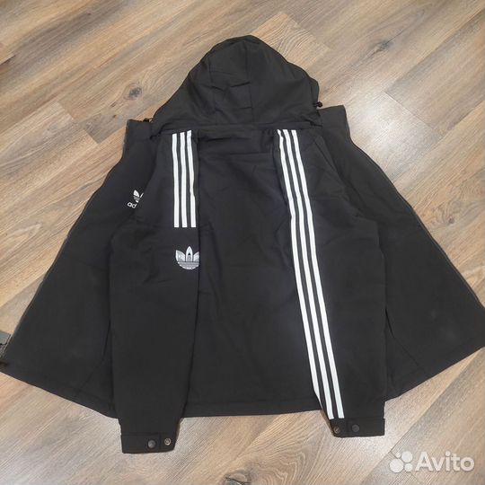 Куртка Adidas демисезон