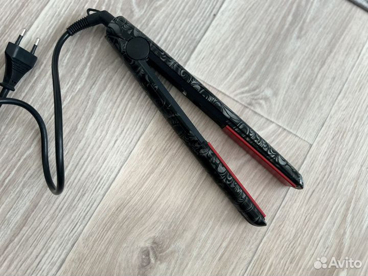 Выпрямитель для волос