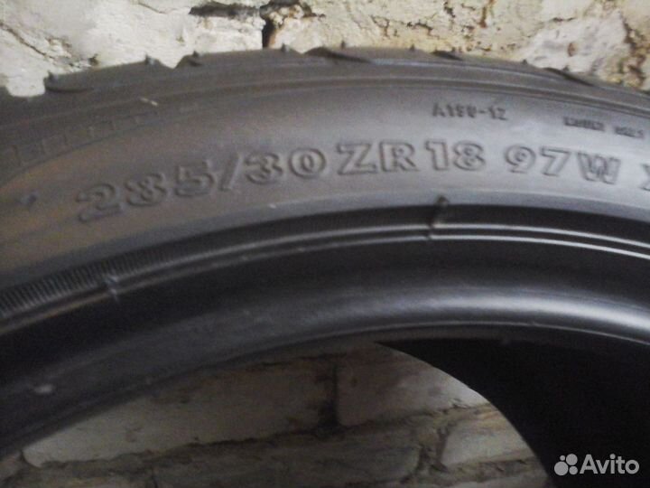 Nokian Tyres Z 285/30 R18