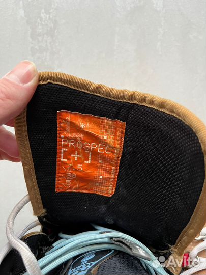 Сноубордические ботинки женские 37