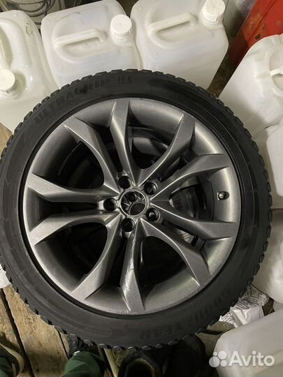 Goodyear Ultragrip Ice Arctic 245/45 R18 100T