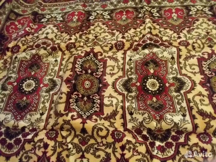 Продаю 100 шерстяной ковер 2х3