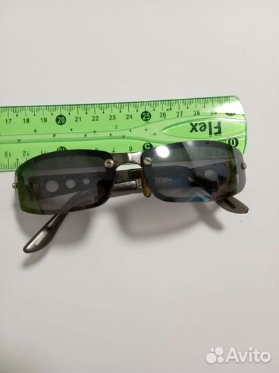 Солнцезащитные очки