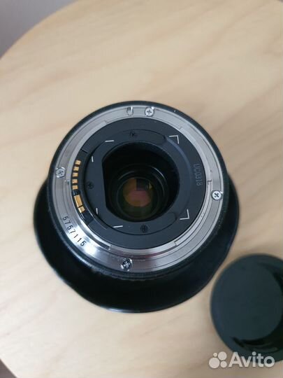 Canon EF 17-40mm f/4L USM