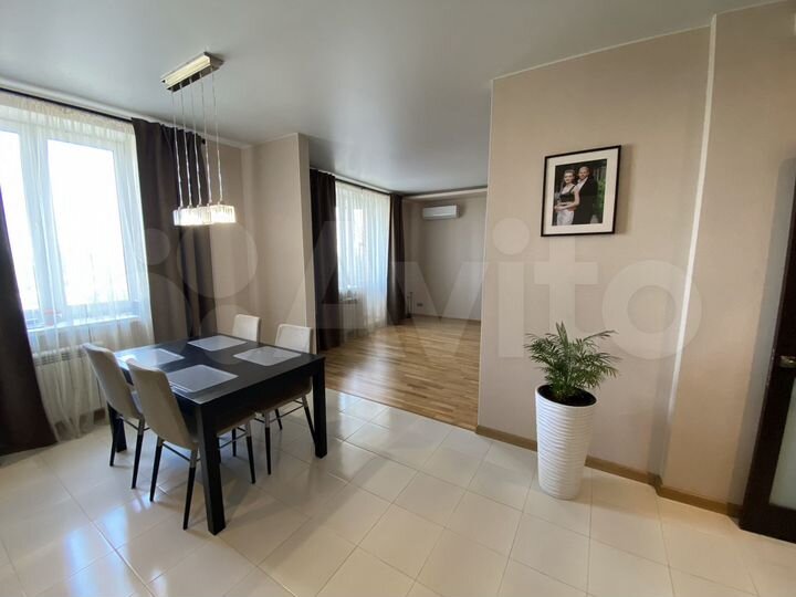 2-к. квартира, 87,1 м², 10/19 эт.