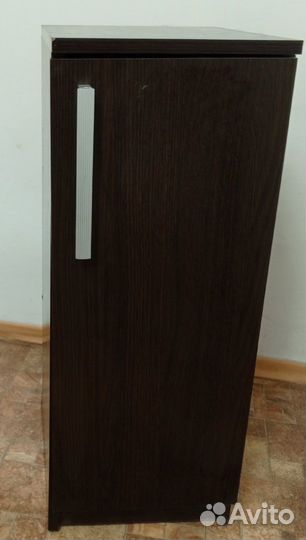 Шкафы и тумбочки бу