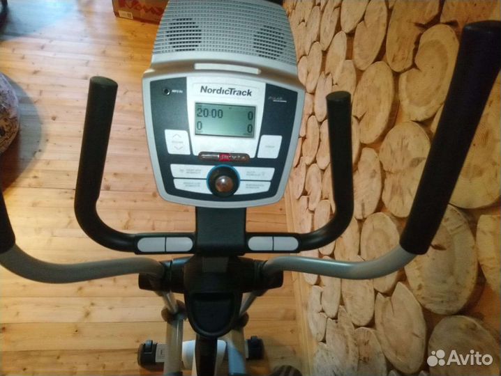 Эллиптический тренажер NordicTrack E7