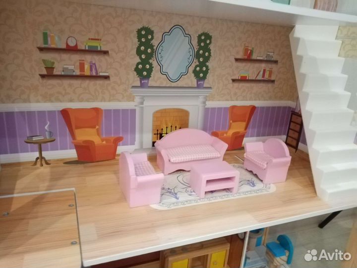 Домик кукольный