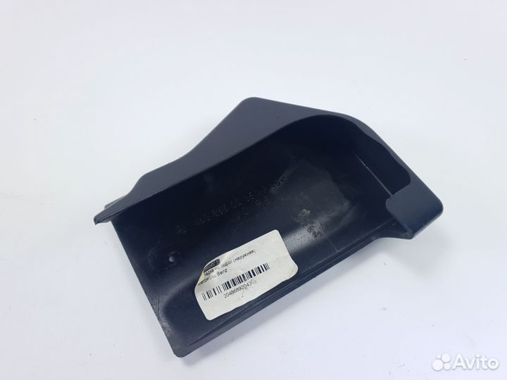 Уголки подножек-порогов Mercedes-Benz W463