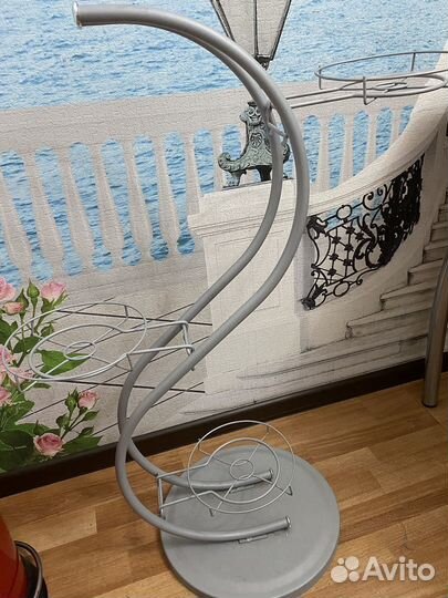 Подставка для цветов напольная металлическая