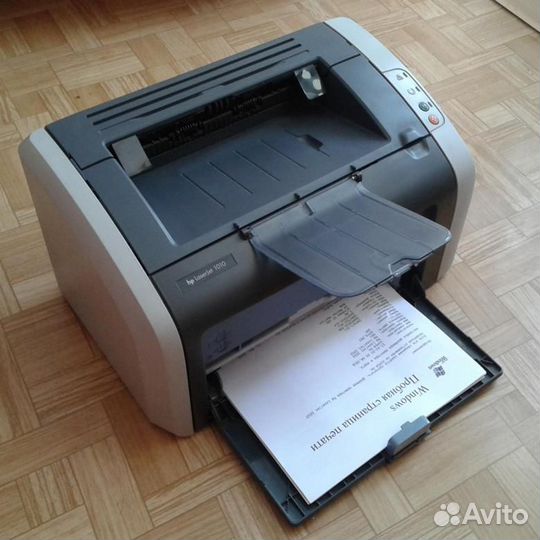 Принтер HP 1010