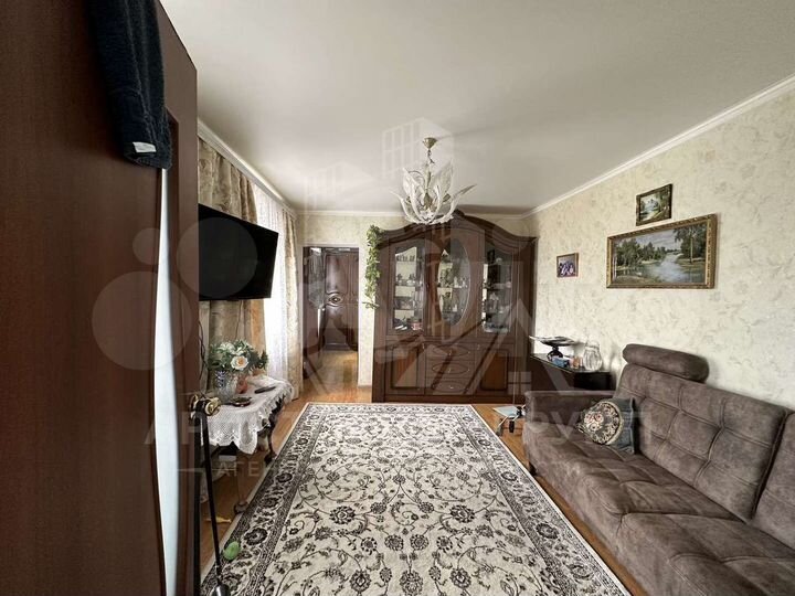 4-к. квартира, 72 м², 2/2 эт.