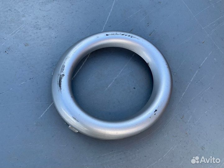 Рамка птф правая Mitsubishi Pajero Sport, L200