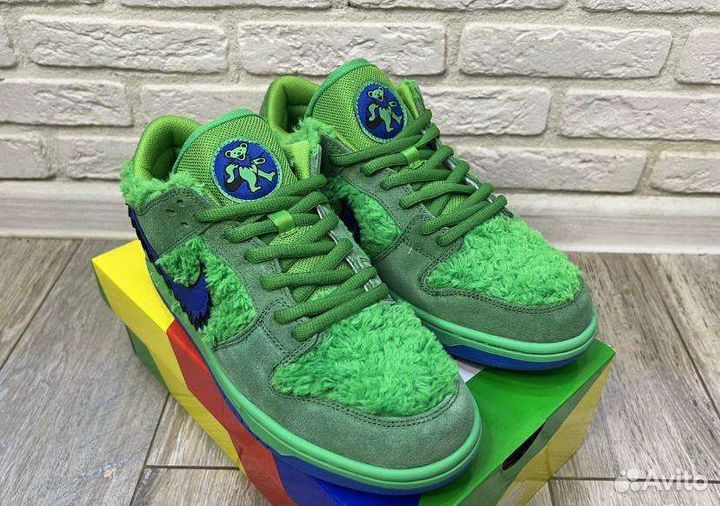 Nike sb dunk low grateful dead bears