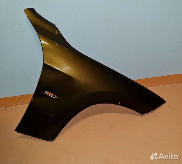 Крыло переднее правое Bmw X1 E84 N20B20A 2012