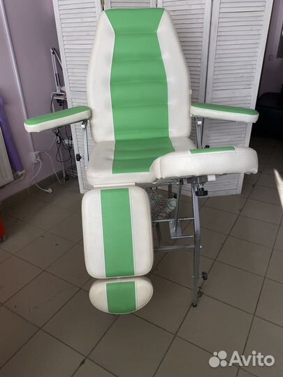 Педикюрное кресло бу