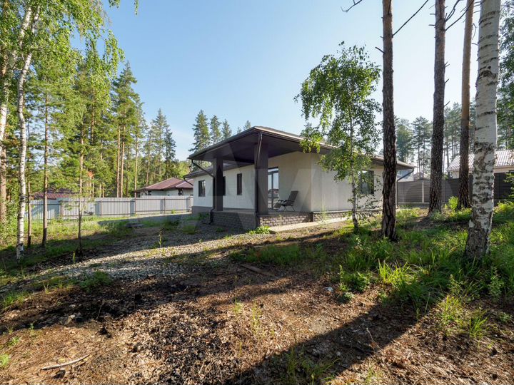 Коттедж 131,1 м² на участке 9,8 сот.