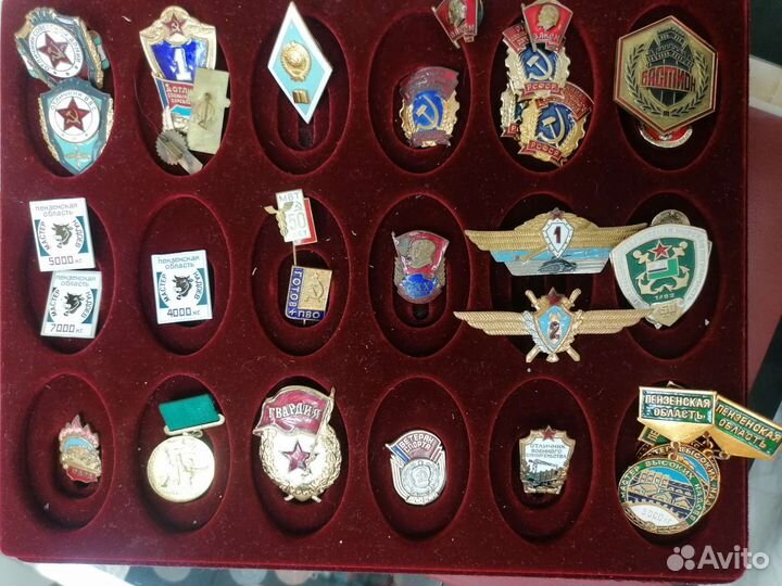 Знаки и значки СССР