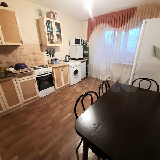 2-к. квартира, 62,7 м², 13/14 эт.