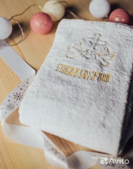 Новое махровое полотенце доя крещения