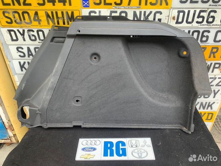 Обшивка багажника правая Chevrolet Cruze хэтчбек