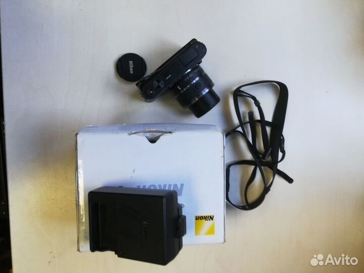 Nikon 1 j2 + объектив 10-30mm в коробке
