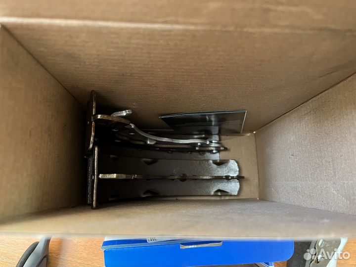 Задние колодки и механизмы ручника Logan/X-ray