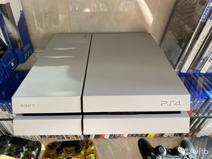 Sony PS4 White