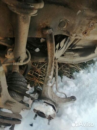 Поворотный кулак Hyundai Sonata