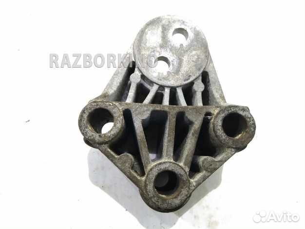 Кронштейн подушки двигателя