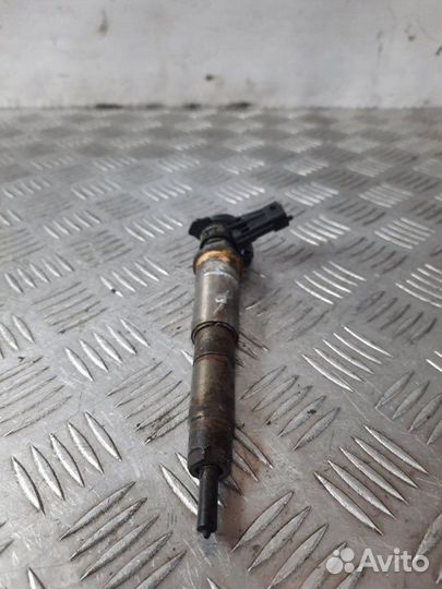 Форсунка Nissan Qashqai внедорожник 5 дв. 2.0