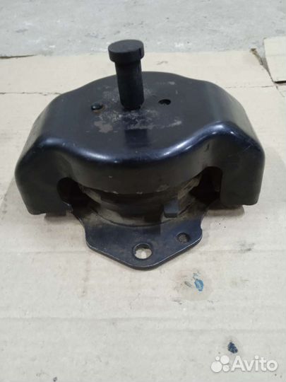 Опора двигателя Паджеро 3;4